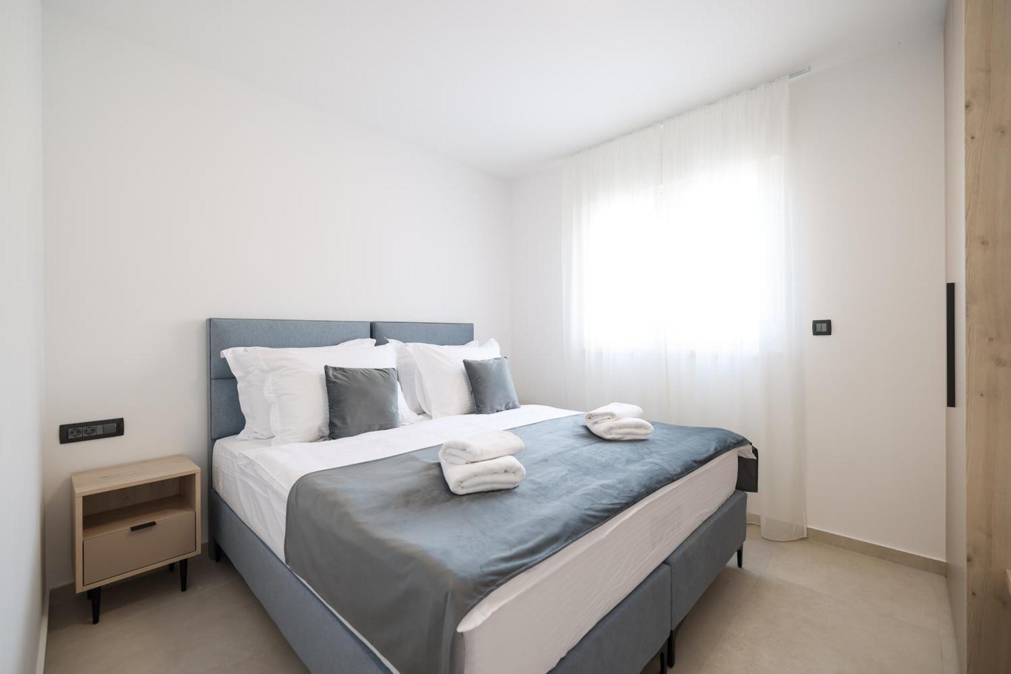Deluxe Apartments Privlaka On The Sand Стая снимка
