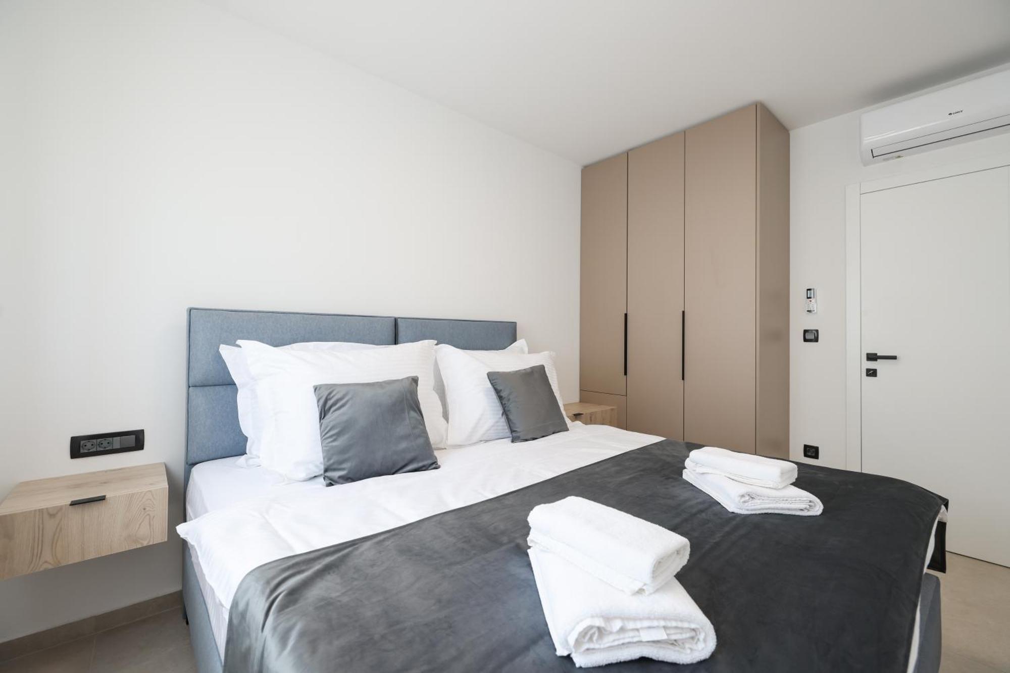 Deluxe Apartments Privlaka On The Sand Стая снимка