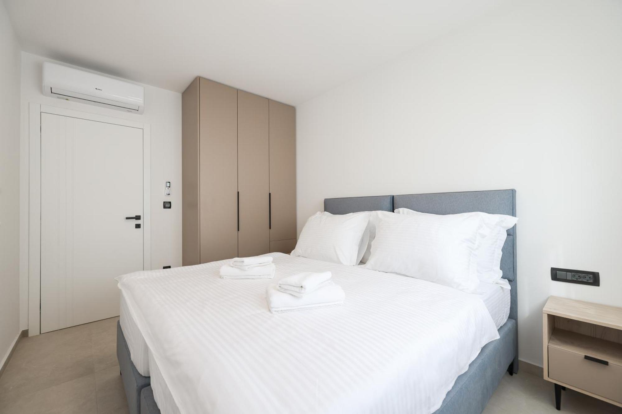 Deluxe Apartments Privlaka On The Sand Стая снимка
