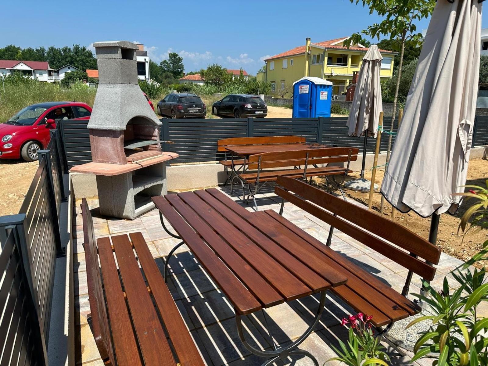 Deluxe Apartments Privlaka On The Sand Екстериор снимка